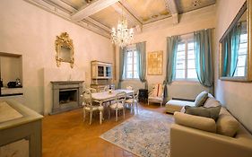 Tuscan Palace - Avignonesi Apartment